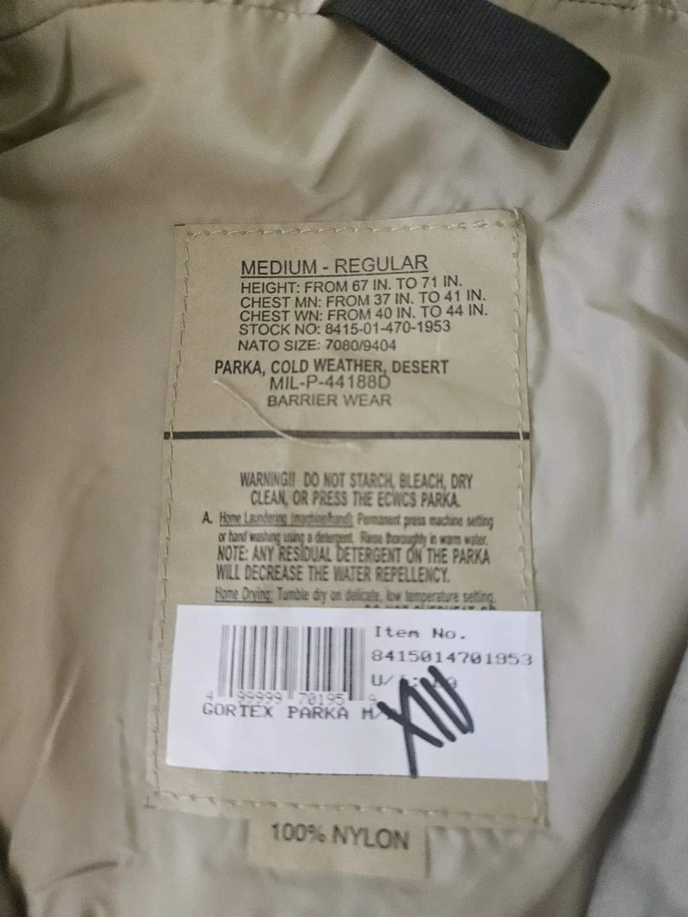 U.S.‎ Army Desert Camouflage Hooded Gor Tex Parka.